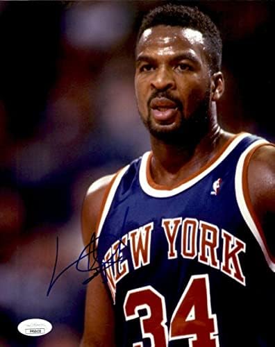 Чарлс Окли Newујорк Никс потпиша/Автограмирана фотографија од 8х10 боја JSA 160699 - Автограмирани НБА фотографии