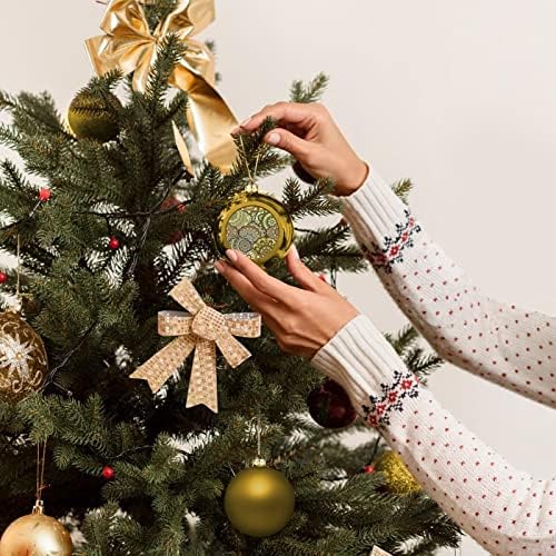 Гроздобер декоративни божиќни топки украс распрскувано за привлечност Божиќно дрво што виси декорација