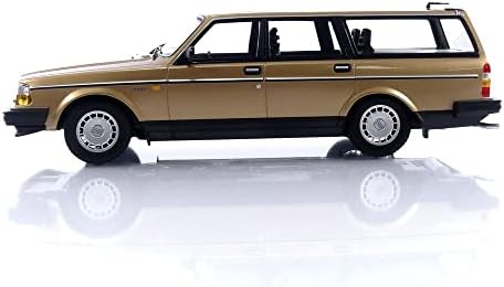 Minichamps 1986 240 GL Break Gold Metallic Limited Edition на 402 парчиња ширум светот 1/18 Diecast Model Car 155171415